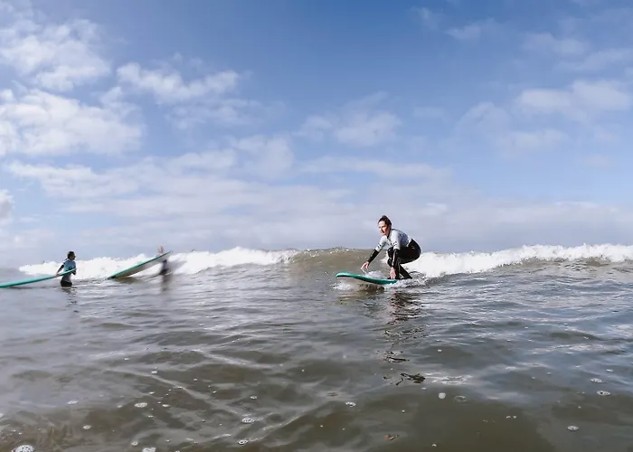 Surfer's Den *