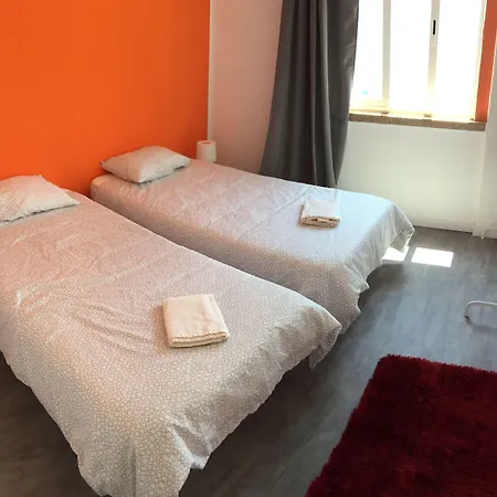 Hostel Surfer's Den Ericeira