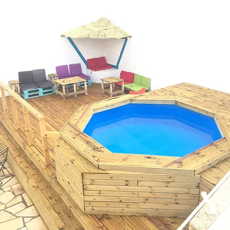 Vandrerhjem Surfer's Den Ericeira