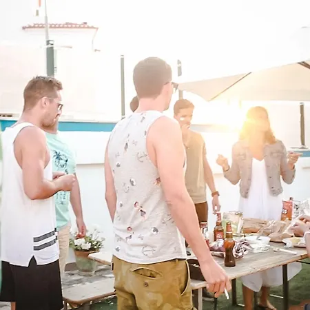 Surfer's Den *