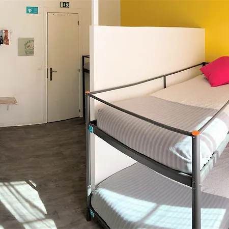 Auberge de jeunesse Surfer's Den Ericeira