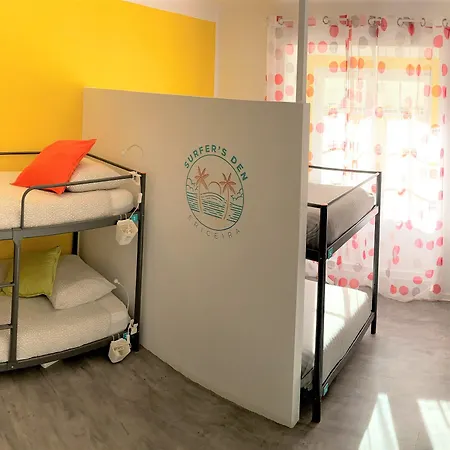 Surfer's Den Vandrerhjem Ericeira