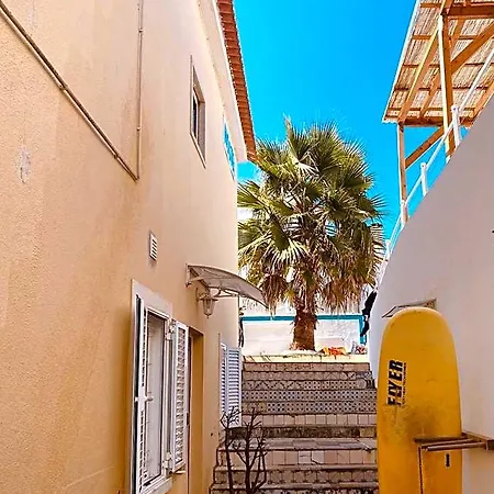 Surfer's Den Ericeira