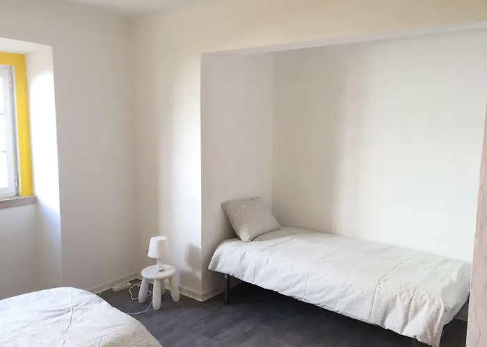 Hostel Surfer's Den *