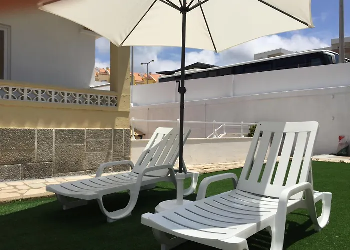 Surfer's Den Hostel Ericeira